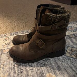 Brown Knit Accent Boots